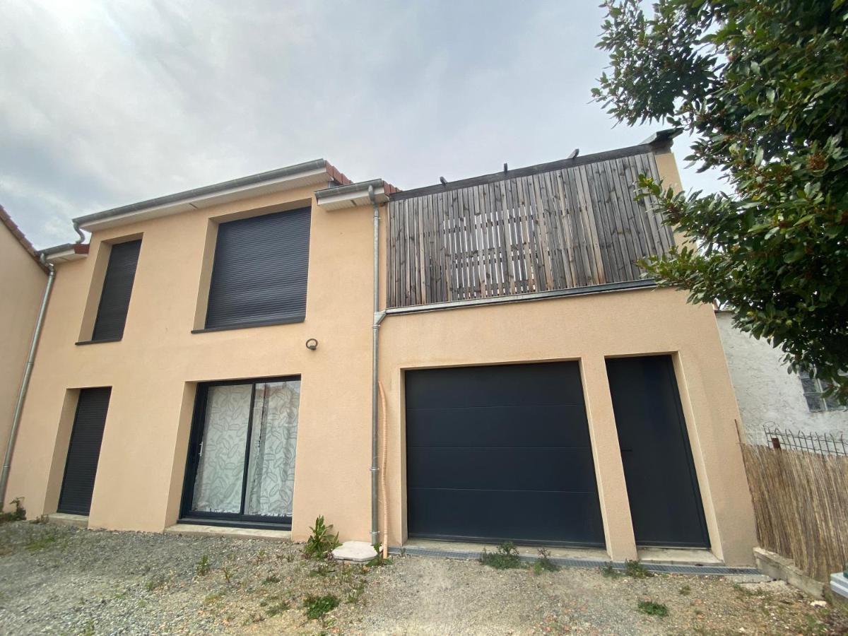 Loft Avec Terrasse Pour 4 Pers A 3Km Du Circuit Avec Garage Au Calme Leilighet Le Mans Eksteriør bilde